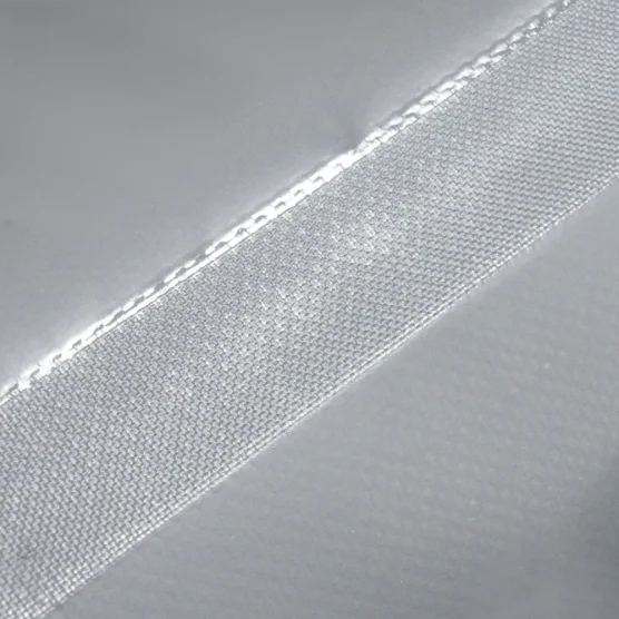 Soudure de qualité en PVC sur le fond de nos poids à remplir de gravillons ou de sable Soudure de qualité en PVC sur le fond de nos poids à remplir de gravillons ou de sable