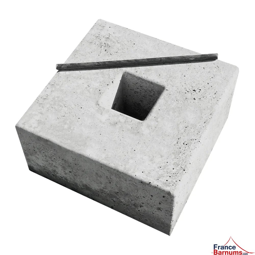 Bloc en béton pour lestage et arrimage de tente de réception ou barnum Bloc en béton pour lestage et arrimage de tente de réception ou barnum