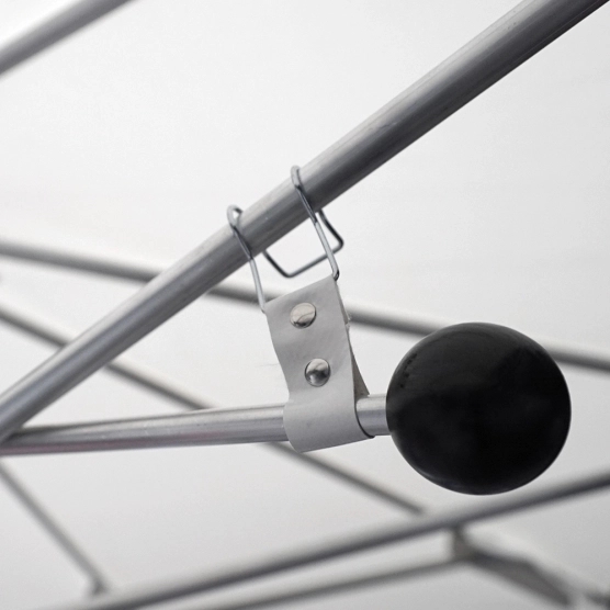 Poignée de serrage pour régler la hauteur du parasol de marché