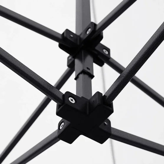 Les pièces de connexion de notre abri pliant Acier Loisirs à prix discount sont en plastique de haute densité