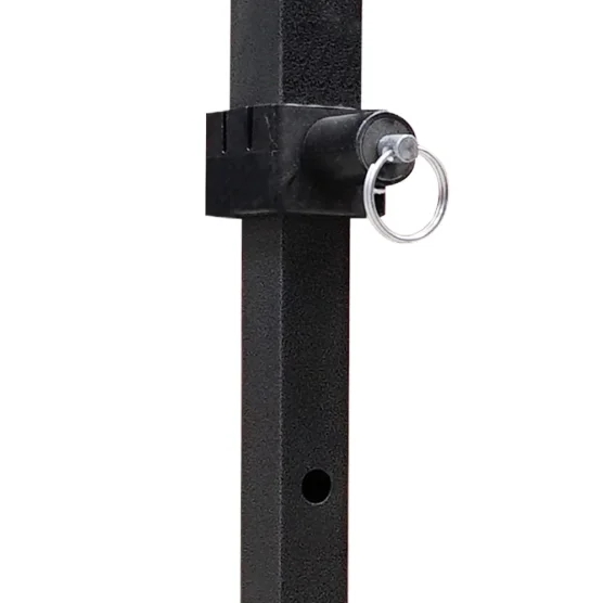 Notre barnum pliant Acier Loisirs pas cher est muni de goupilles ergonomiques et enrobées pour faciliter son ouverture Notre barnum pliant Acier Loisirs pas cher est muni de goupilles ergonomiques et enrobées pour faciliter son ouverture