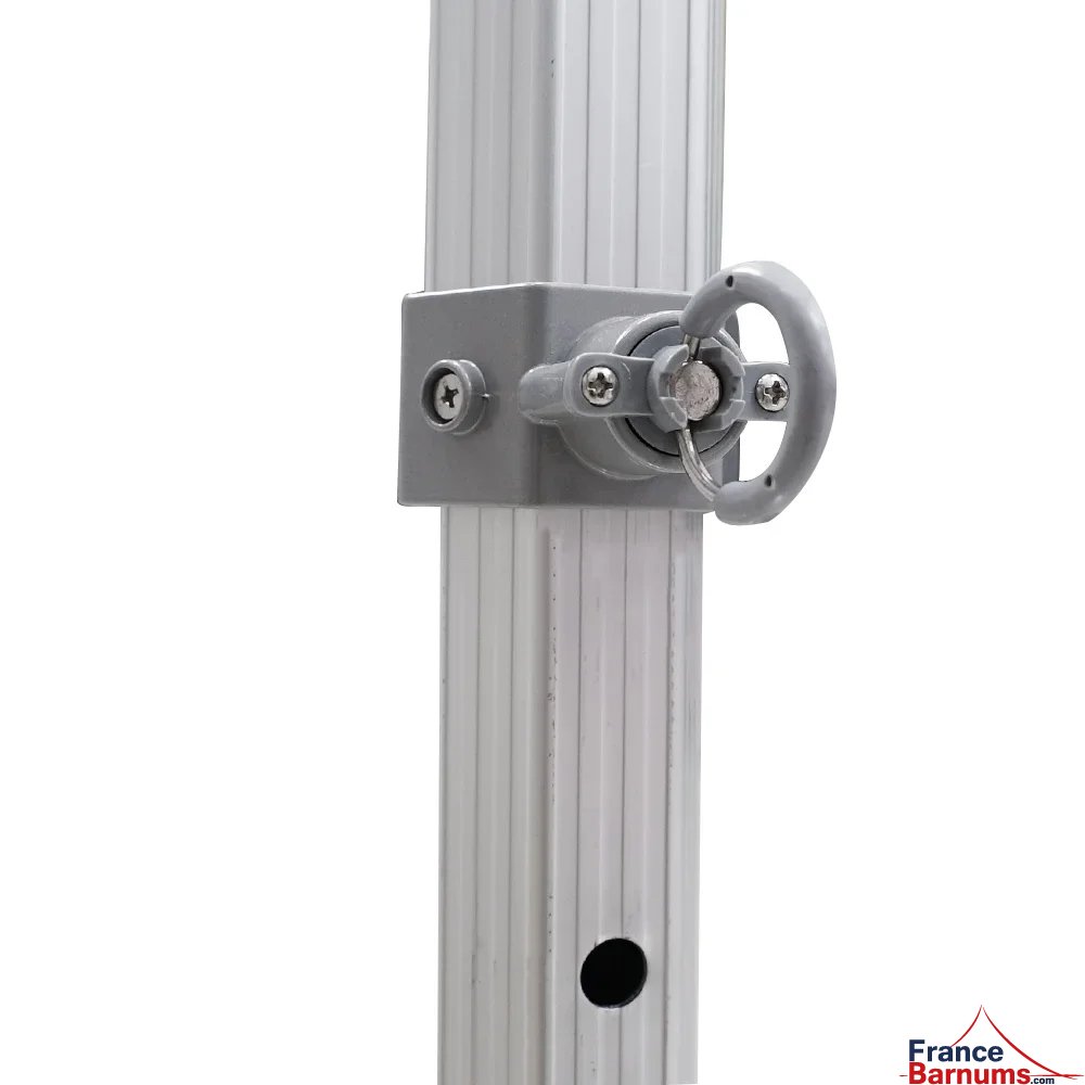 Bas de pied réglable sur 5 niveaux sur notre barnum pliant Alu Hexa 55 Bas de pied réglable sur 5 niveaux sur notre barnum pliant Alu Hexa 55