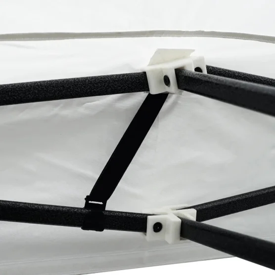 Elastique de tension pour éviter la formation de poches d'eau Elastique de tension pour éviter la formation de poches d'eau