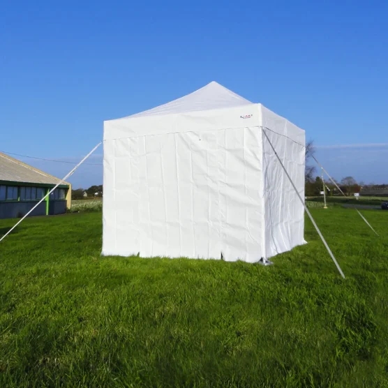 Kit d'arrimage Alu Semi Pro, Pro 45 et Pro 55 pour haubaner et maintenir votre barnum pliant au sol Kit d'arrimage Alu Semi Pro, Pro 45 et Pro 55 pour haubaner et maintenir votre barnum pliant au sol