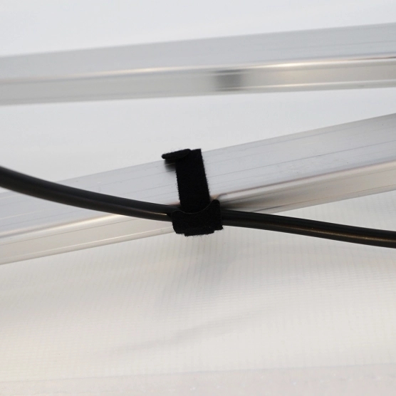 Petit velcro d'accrochage de guirlande guinguette multicolore pour barnum pliant et tente de réception