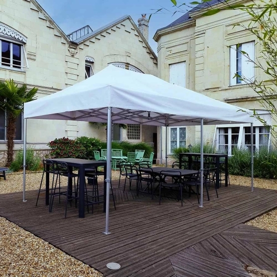 Photo d'un barnum pliant 3x6 blanc de la gamme Alu Pro 55 Luxe