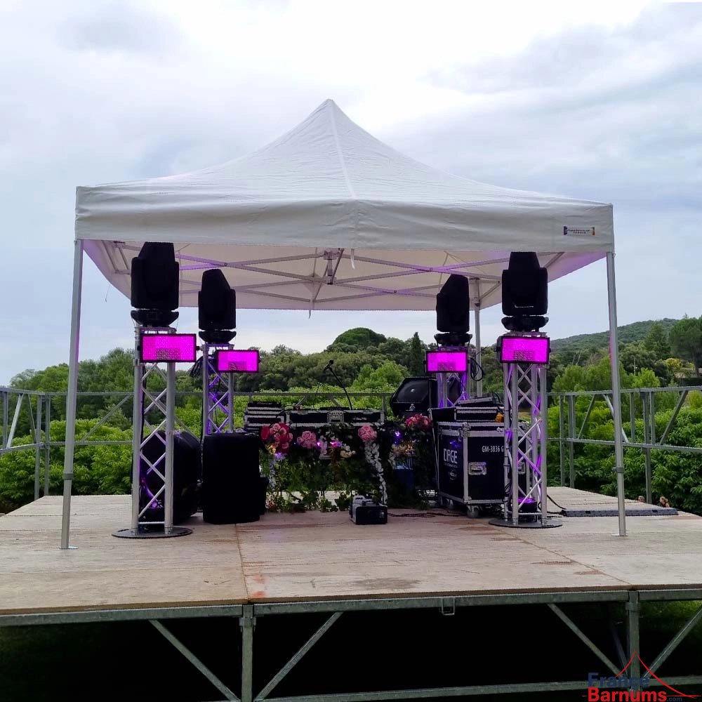 Photo d'un barnum pliant 4x4 blanc de la gamme Alu Pro 55 Luxe