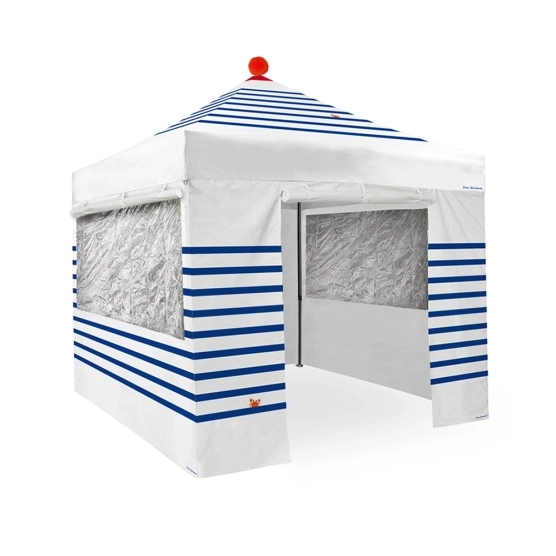 version 3d barnum pliant capsule Capsule marinière avec entourage complet structure paddock