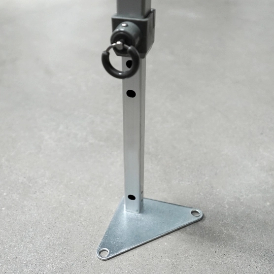 Platine de pied de renfort central pour DEMI-MUR de 4m à 4,5m en aluminium