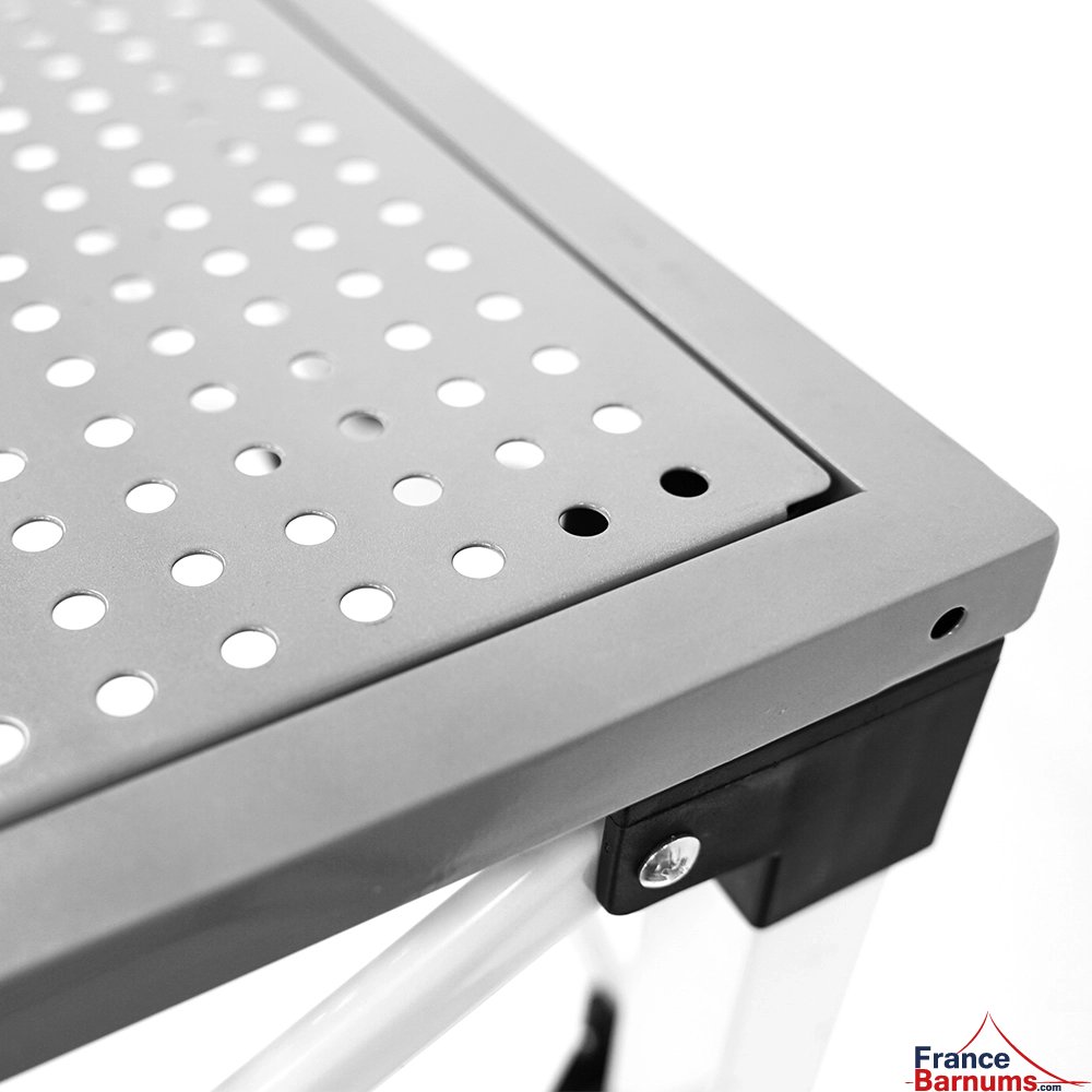 présentoir comptoir en acier avec plateaux ajourés et renforcés