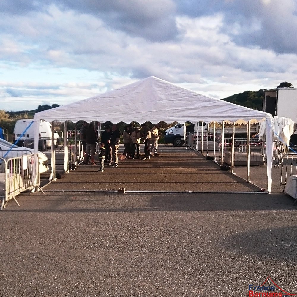 Tente de réception - Chapiteau PREMIUM 6m x 14m en PVC Tente de réception - Chapiteau PREMIUM 6m x 14m en PVC