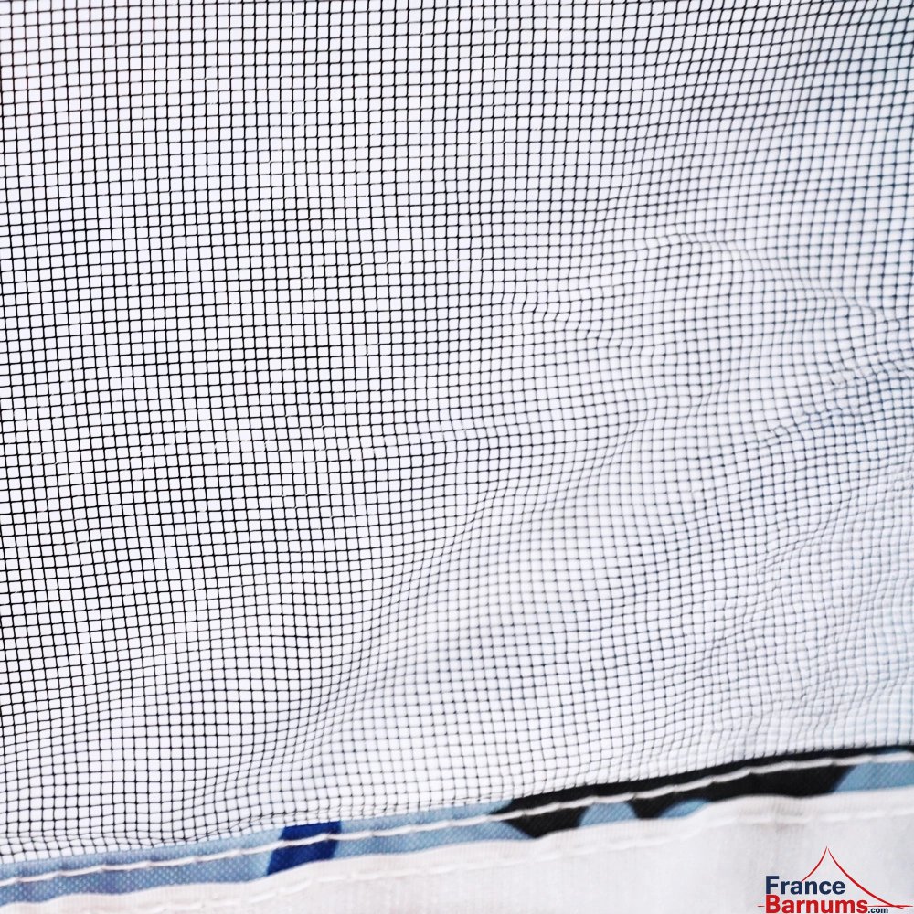 La fenêtre peut être mise en mode moustiquaire - camouflage bleu