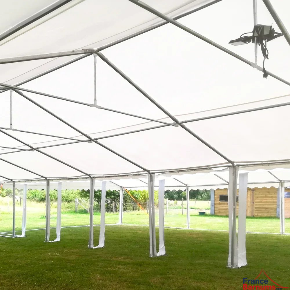 Chapiteau de réception 7x15m PVC - structure renforcée au faîtage et tubes de 50mm