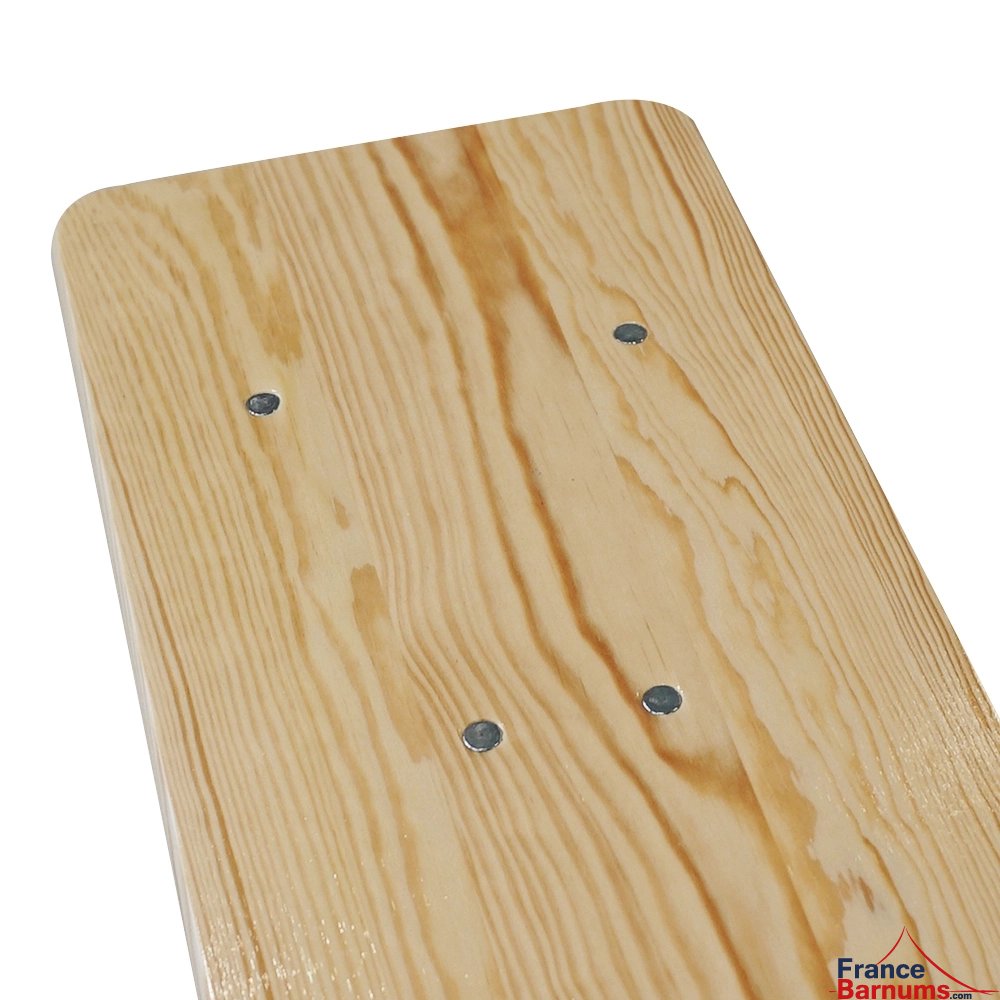 Zoom sur le banc pliant de brasserie