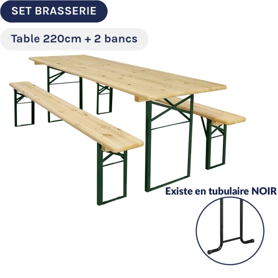 Lot composé d'une table et de deux bancs de brasserie en bois de 220cm de longueur, deux modèles au choix