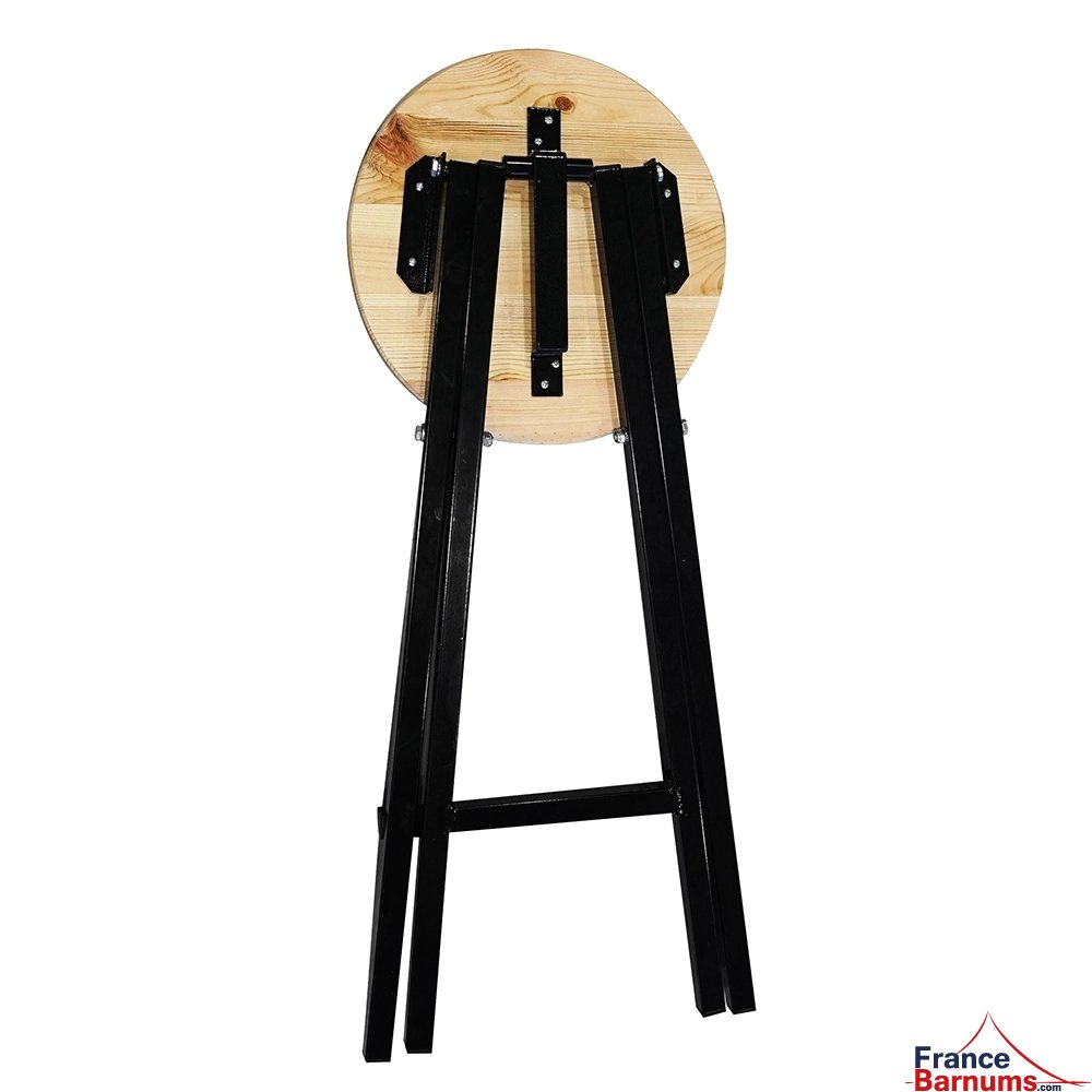 Ces tabourets hauts de bistrot en bois se plient en un instant