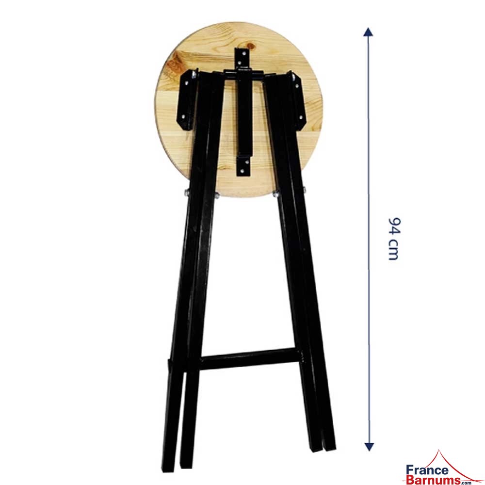 Ces tabourets hauts de bistrot en bois se plient en un instant