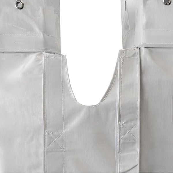 Bâche de jonction en PVC 520g/m² en situation entre deux barnums