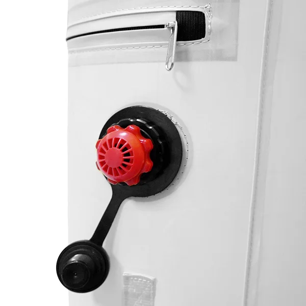 Les valves de sécurité permettent la décompression de la structure en cas de surgonflage