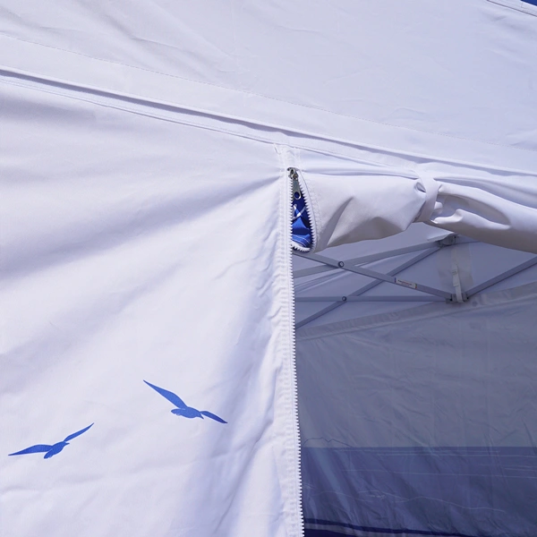 Barnum équipé d'un mur avec porte enroulable de 1,50m de large à fermeture éclair - gamme Alu pro 45 Luxe