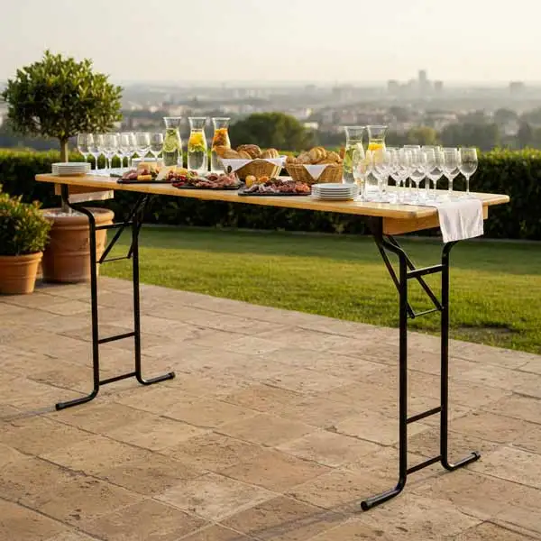 le mange debout de la gamme brasserie a des dimensions généreuses